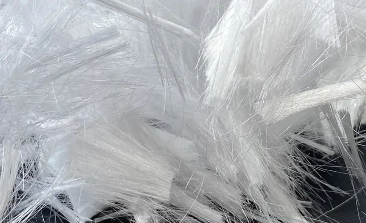 Monofilament 19 white fine polypropylene fibre bundles